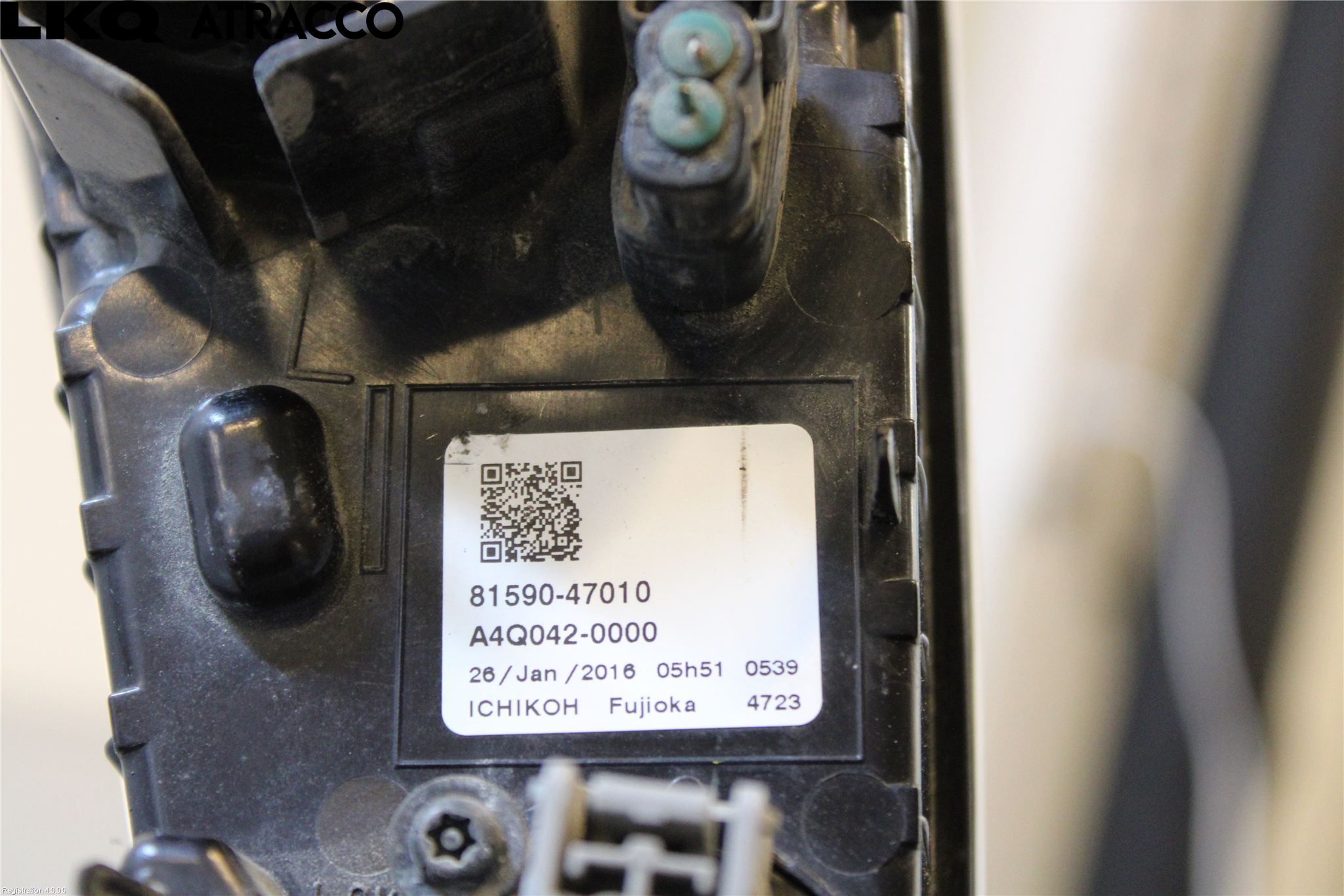 Toyota PRIUS (ZVW50) 16-21 Baklykt Venstre