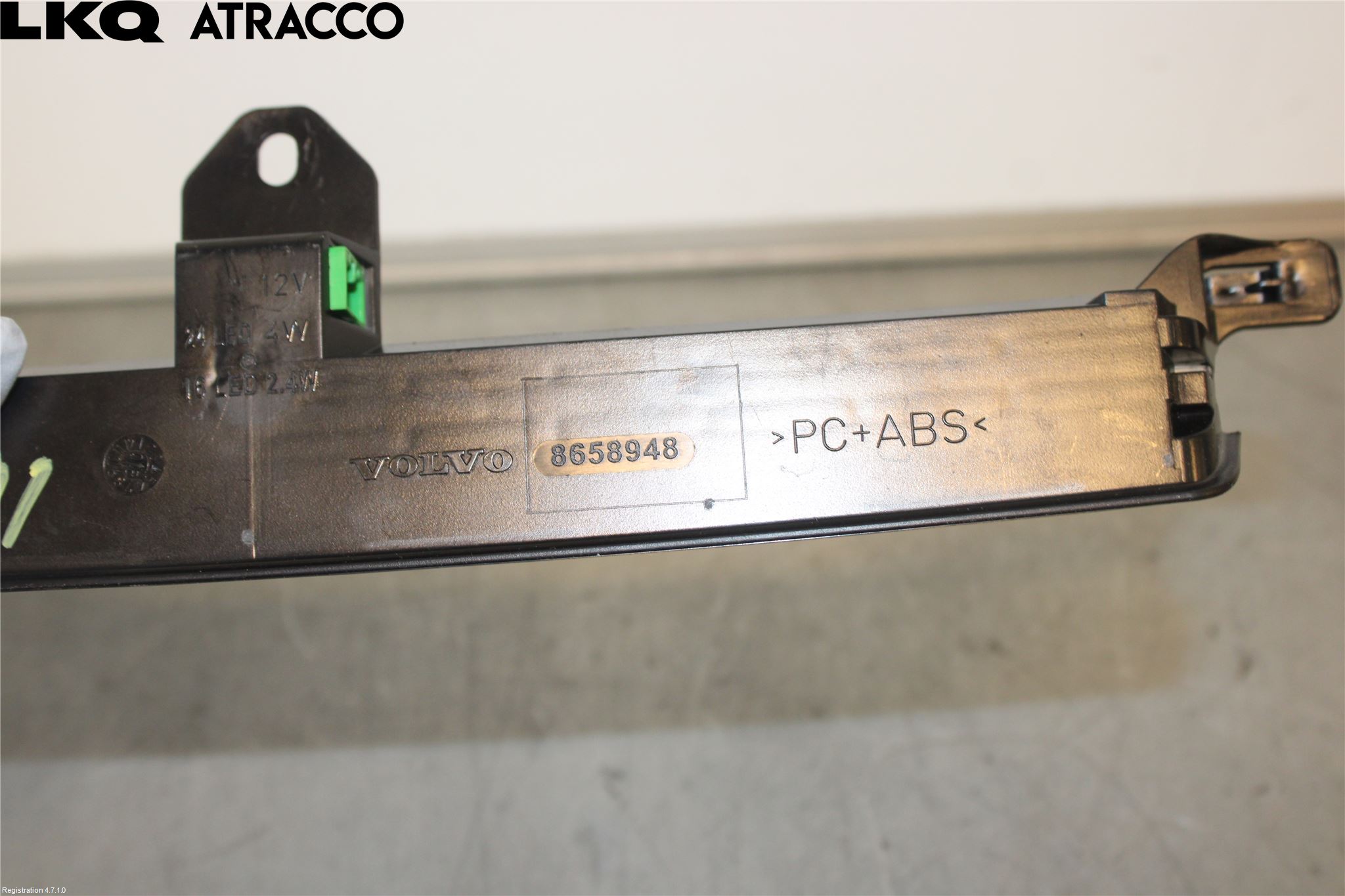 Volvo XC70 05-07 Bremselys Bakrute