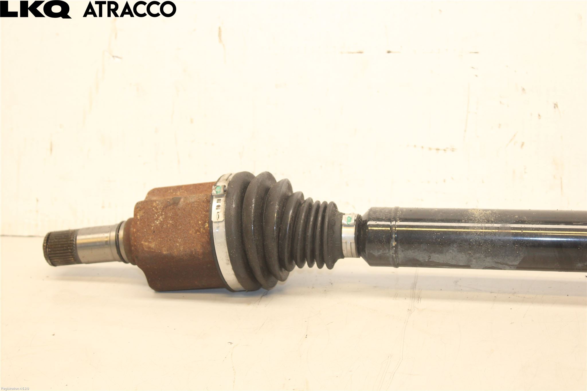 Audi A3/S3 05-13 Drivaksel Foran Kompl Høyre