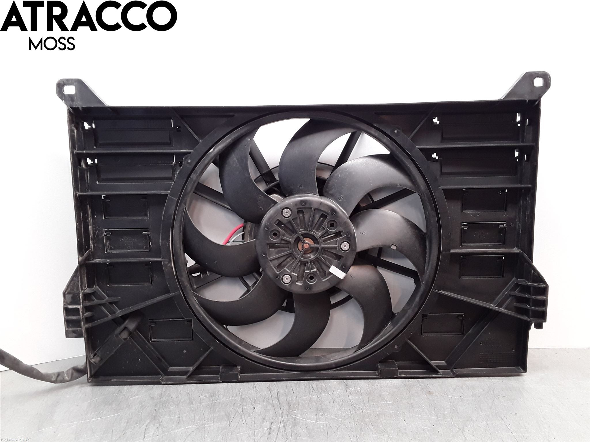 Jaguar I-PACE 18- Kjølevifte Elektrisk