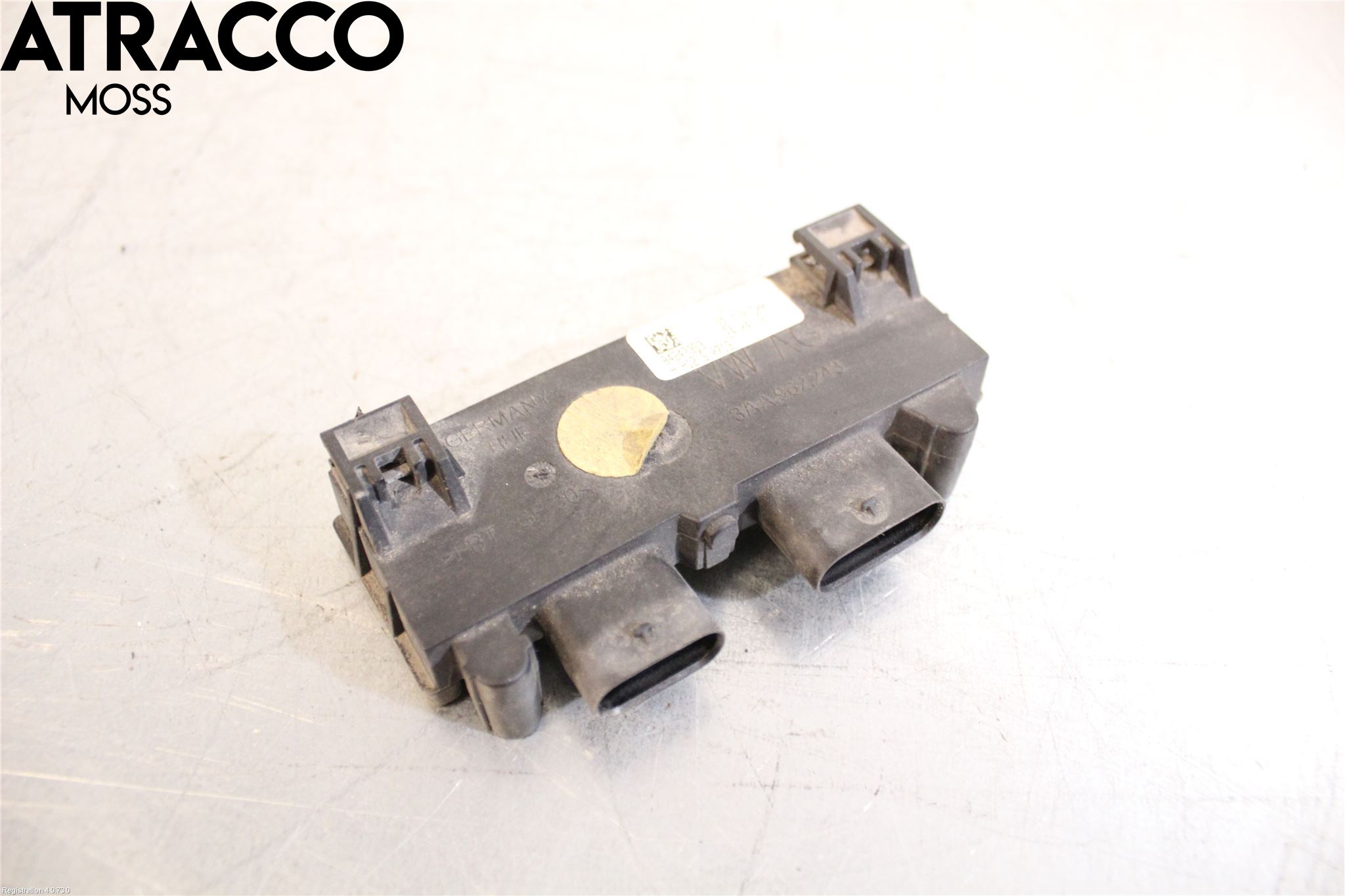 Volkswagen VW PASSAT 11-14 Styreenhet Bakluke