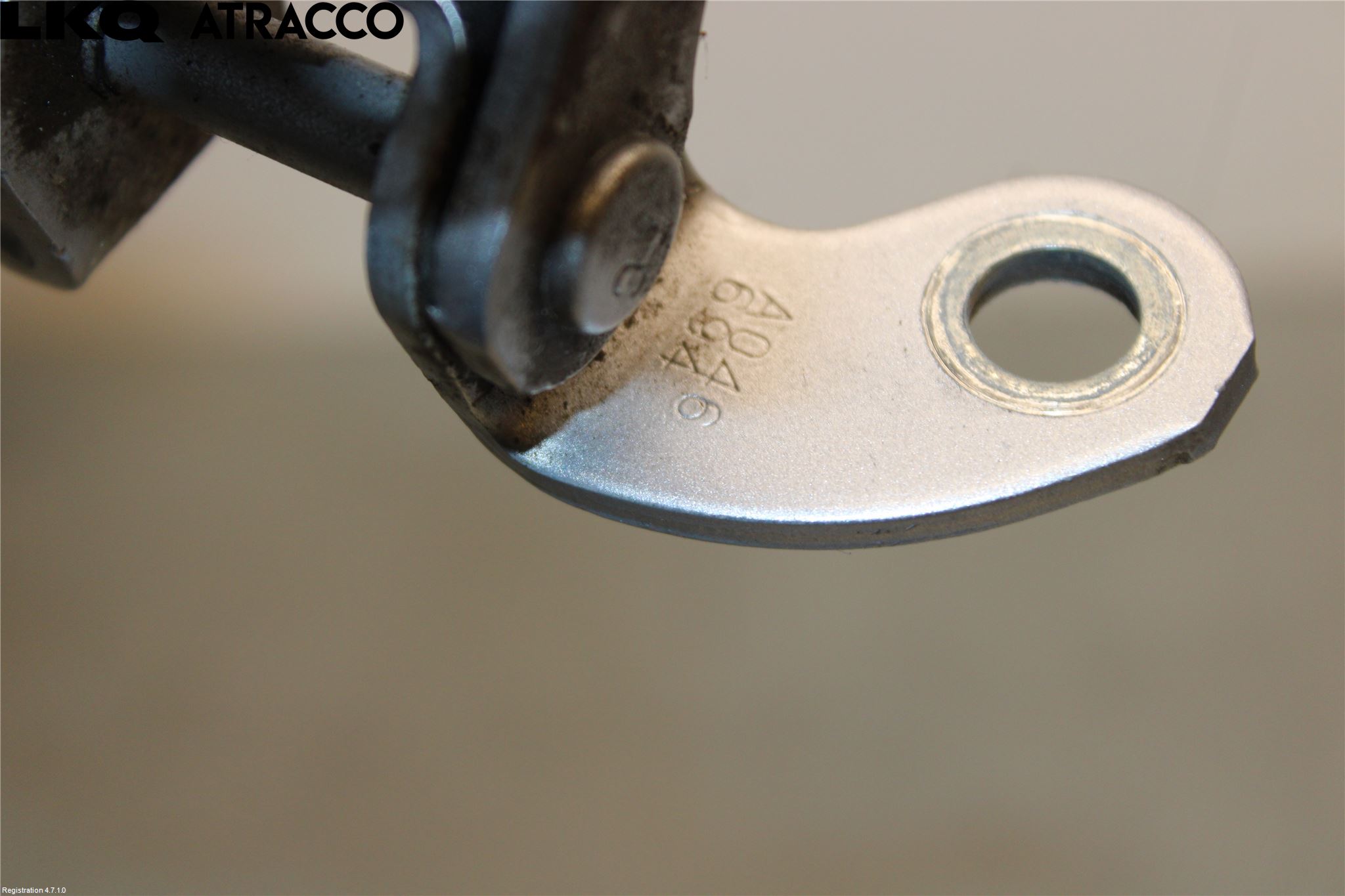 Toyota RAV4 19- Dørhengsel