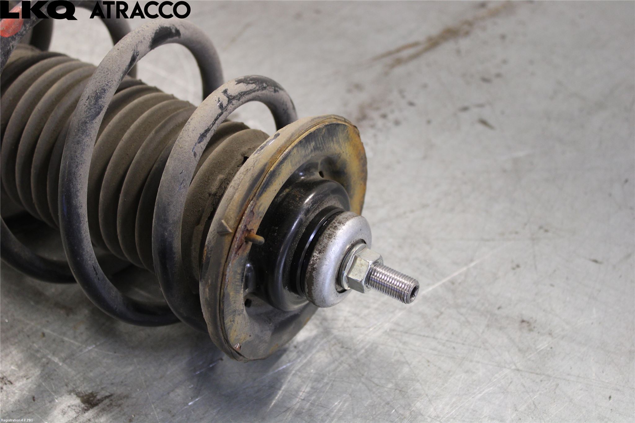 Toyota YARIS XP130 15-20 Fjærbein Foran Venstre