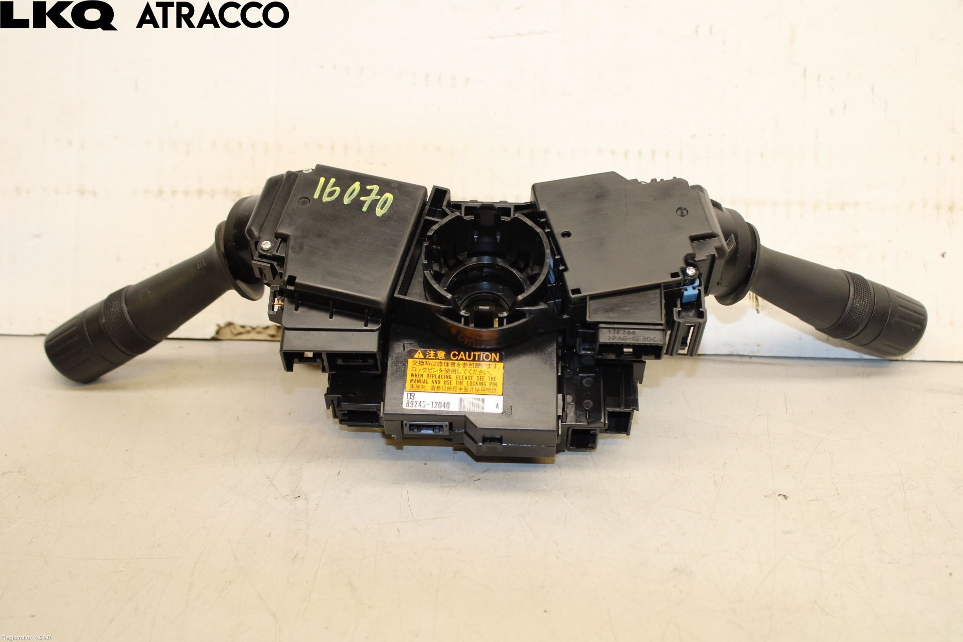 Toyota RAV4 13-18 Bryter Ratt Kombi H Og V