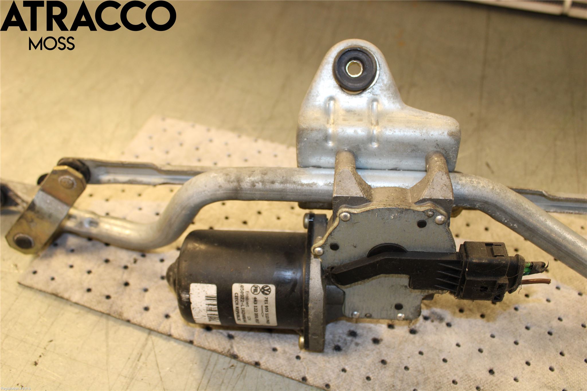 Volkswagen VW TRANSP/CARAVELLE (T5) 04-15 Viskermotor Frontrute