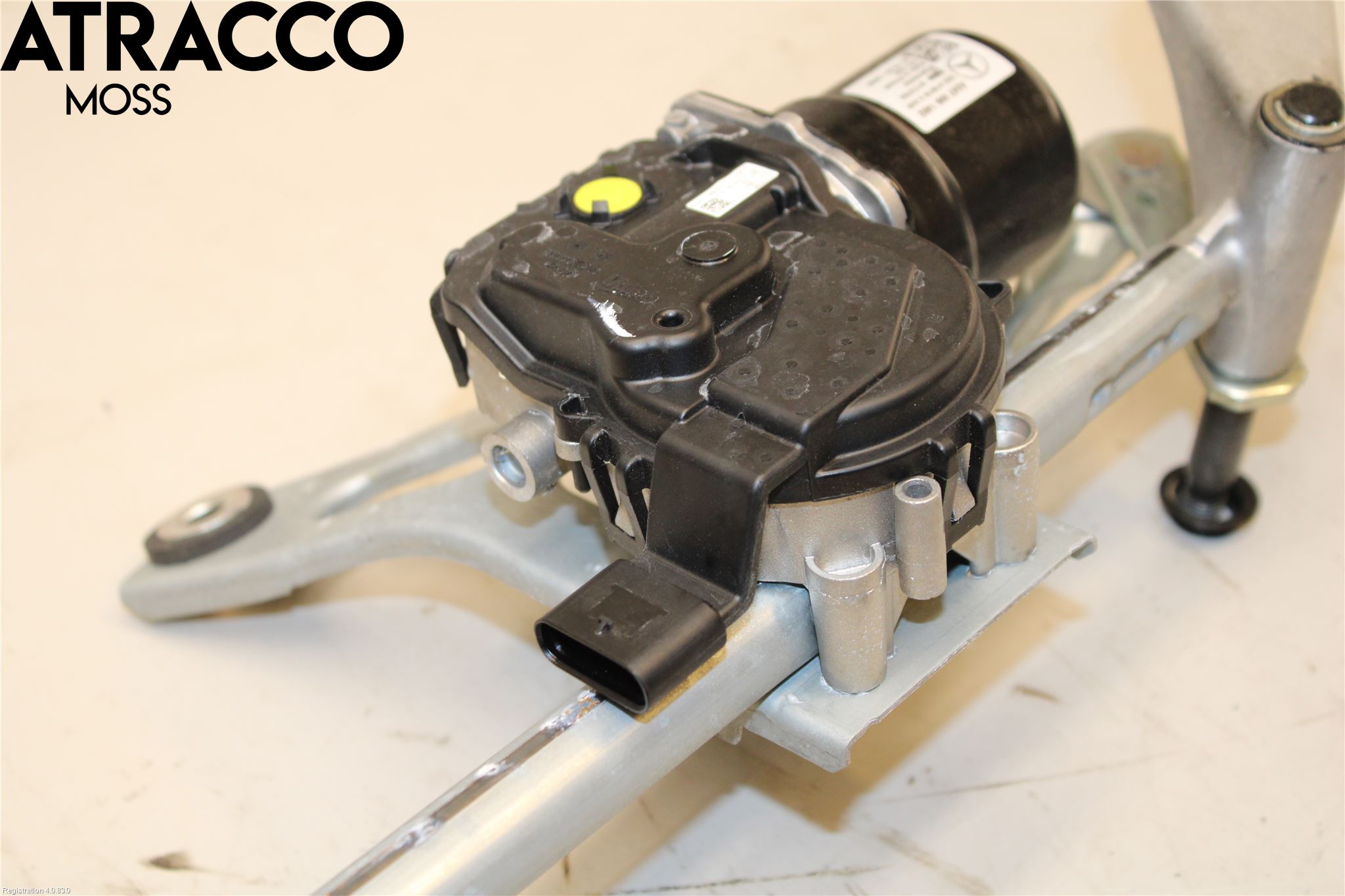 Mercedes-Benz MB EQB (X243) 22- Viskermotor Frontrute