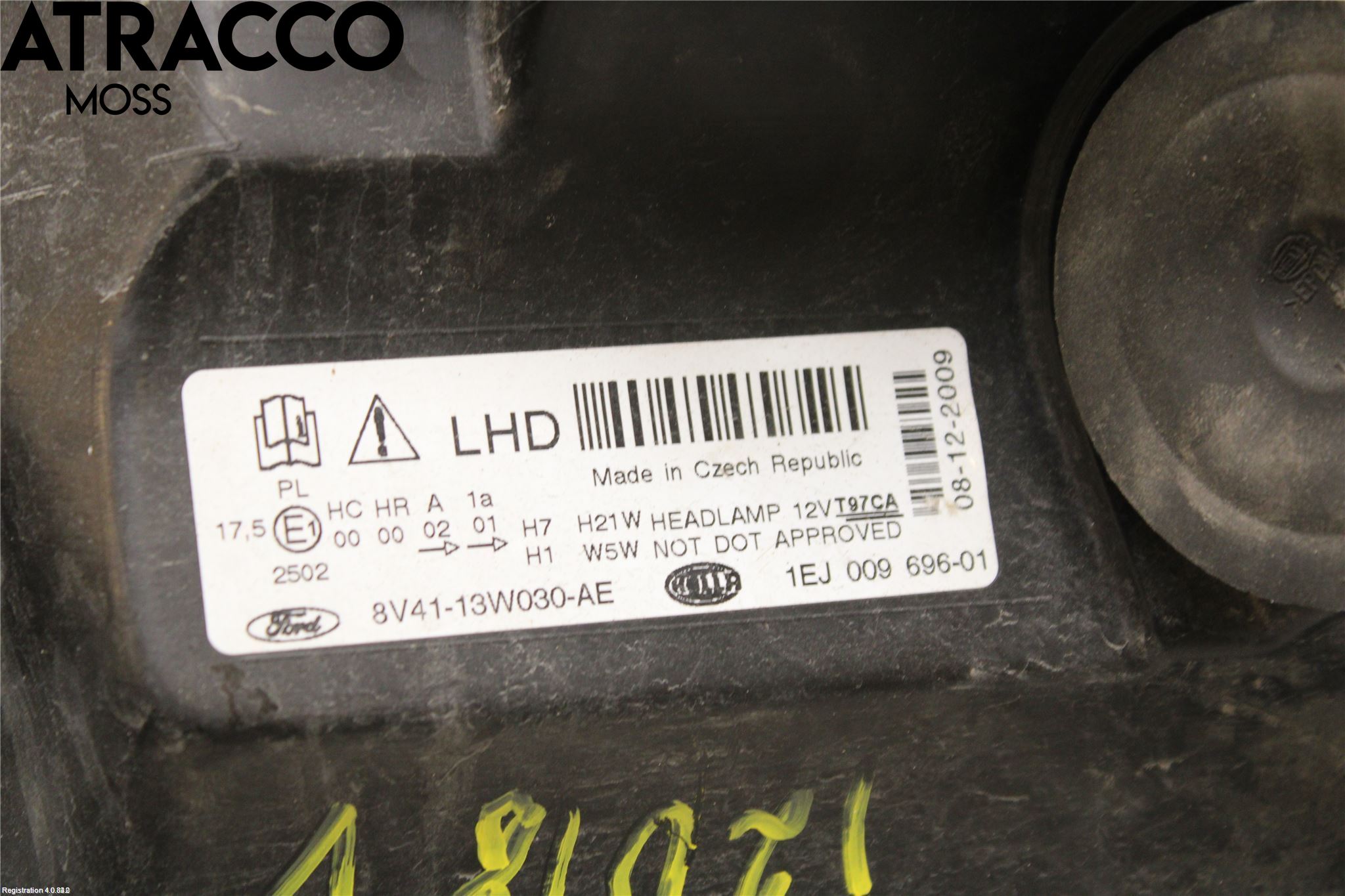 Ford KUGA 08-12 Frontlykt Venstre