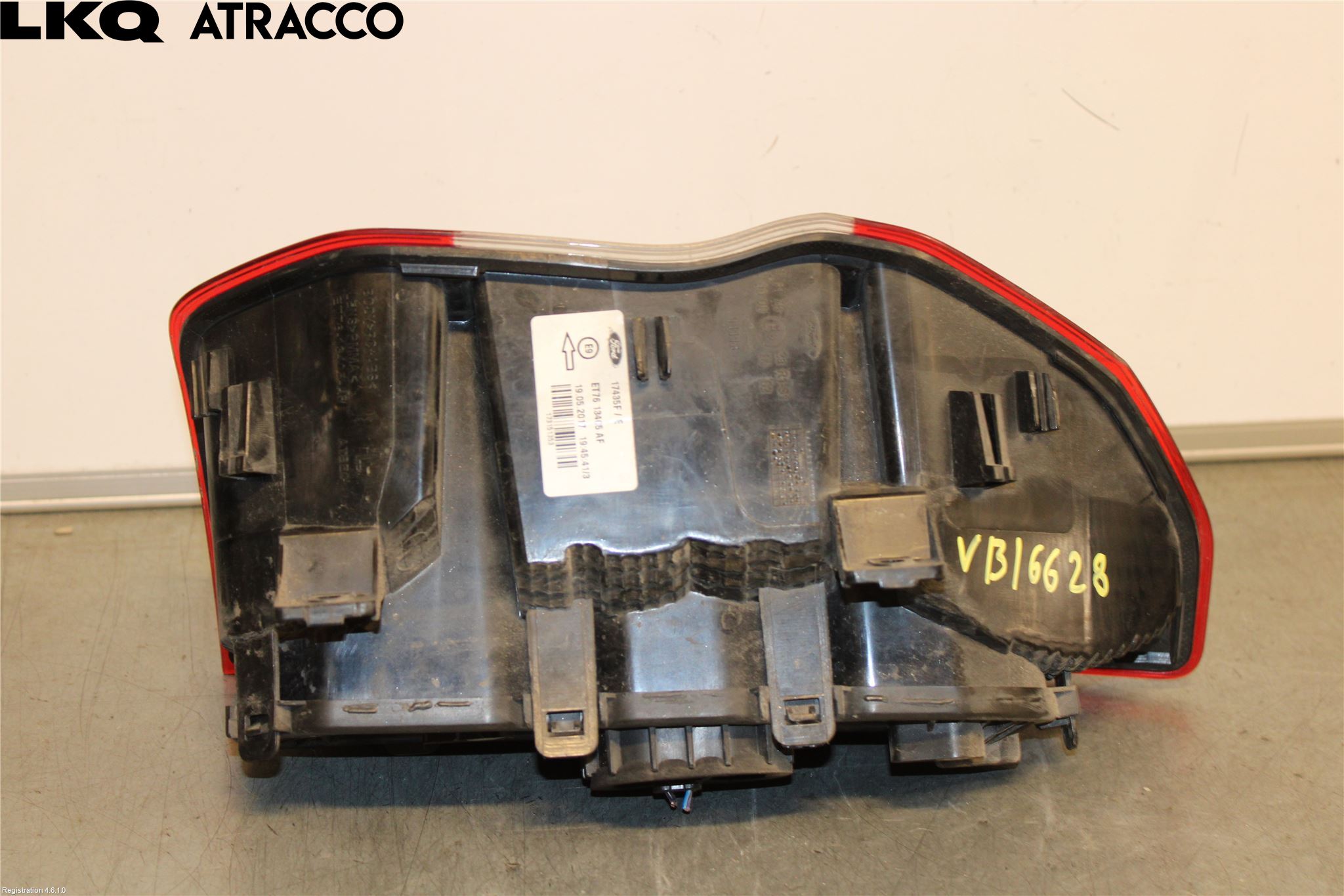 Ford TRANSIT/TOURNEO COURIER 13-23 Baklykt Venstre