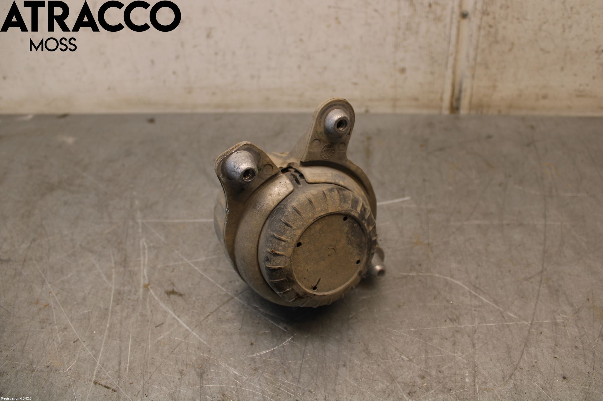 Mercedes-Benz MB C-KLASS (W205) 14-21 Motor Feste Gummi