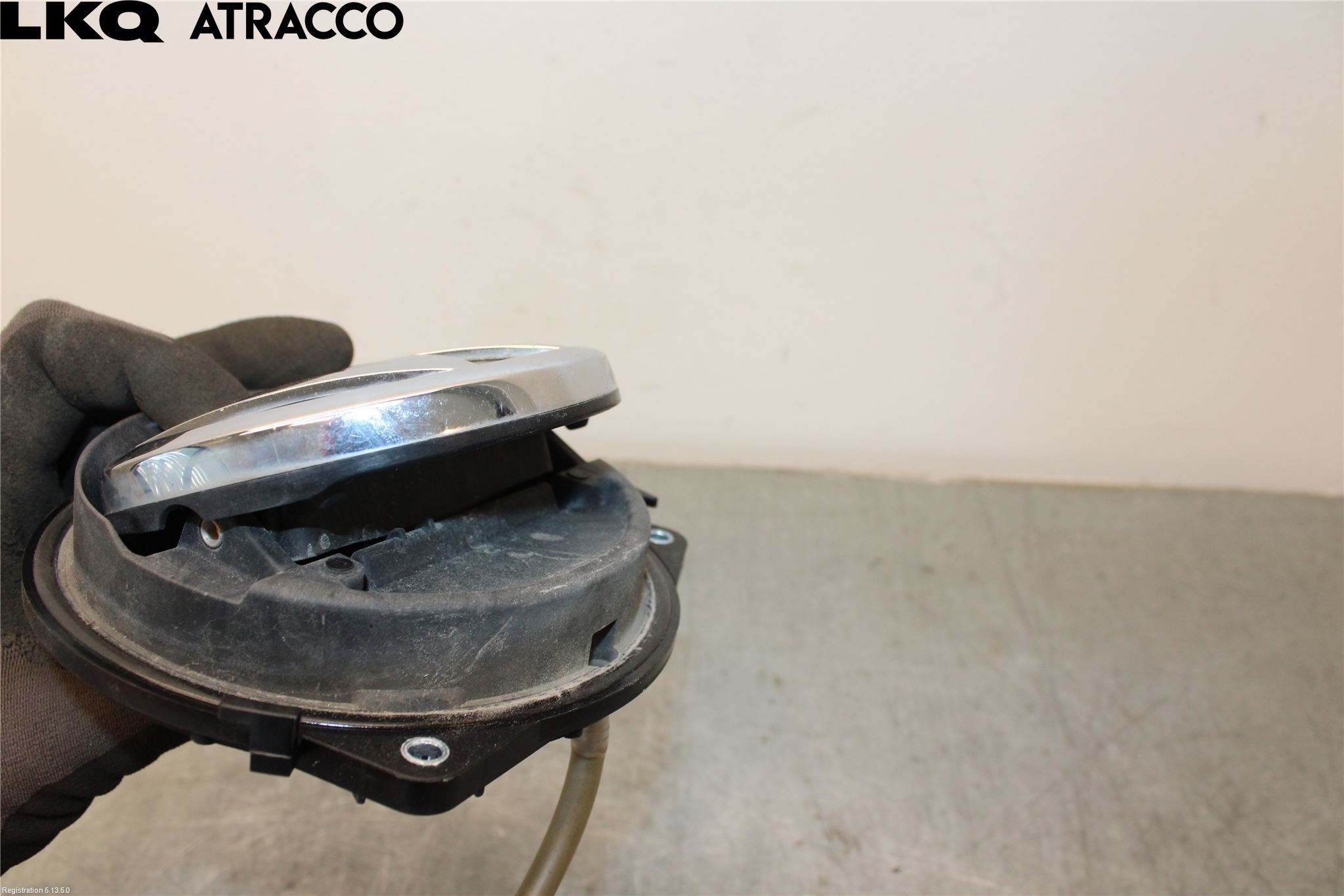 Volkswagen VW PASSAT 15-19 Bakluke Handtak Ytre