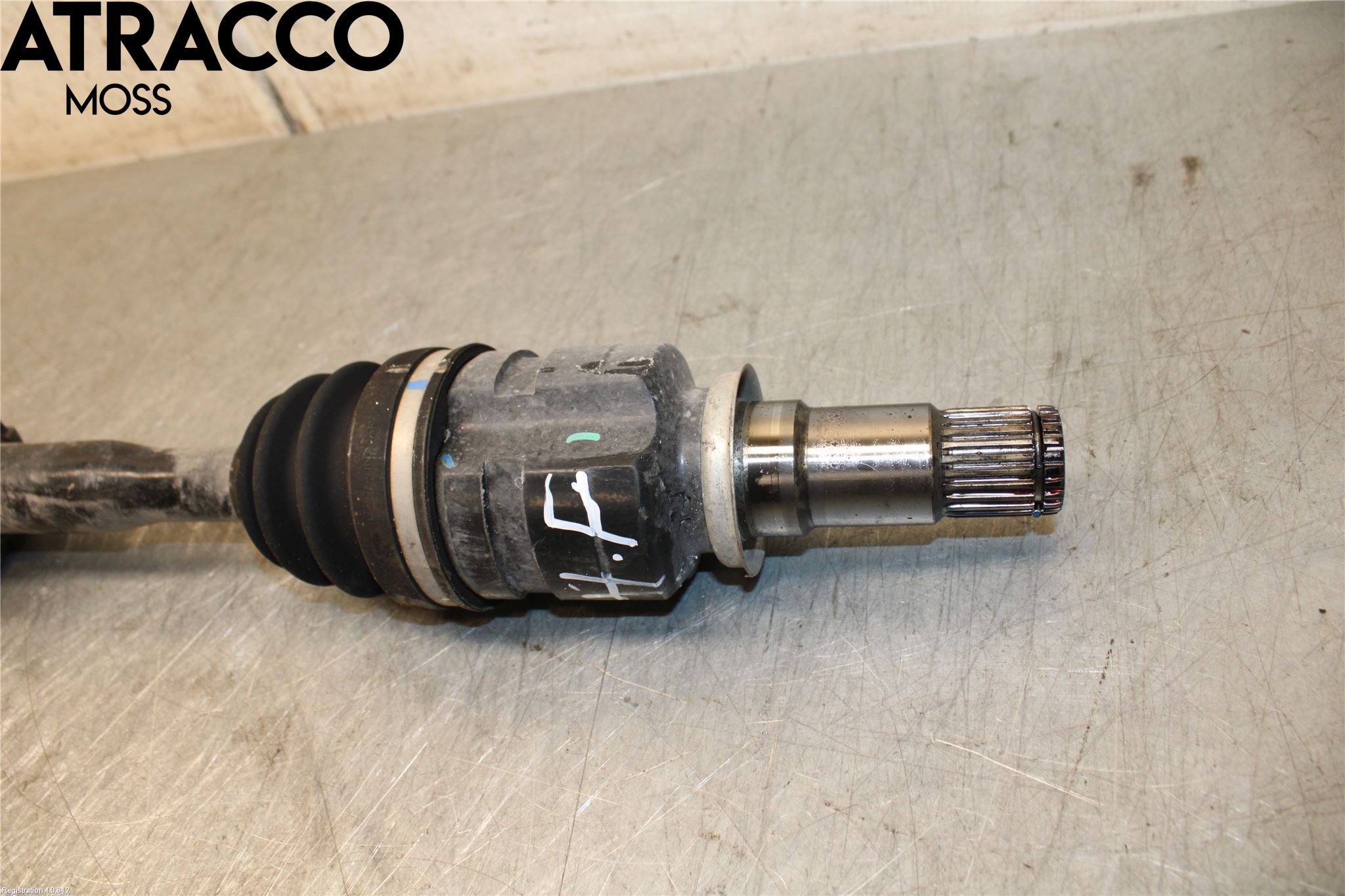 Toyota AURIS 13-19 Drivaksel Foran Kompl Høyre