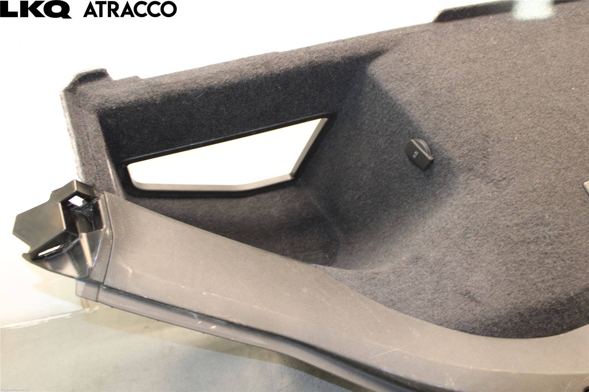 Porsche TAYCAN 20- Innr Bakluketrekk