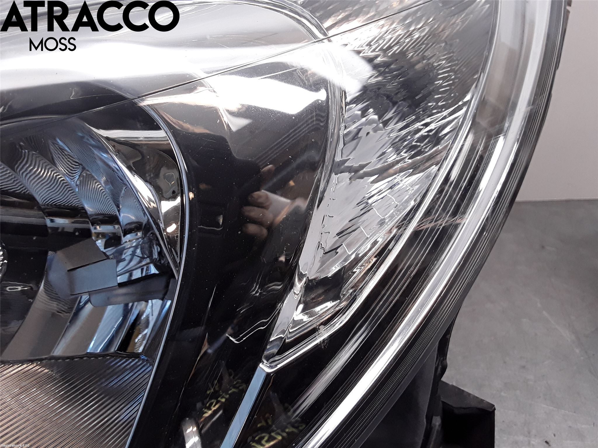 Opel CORSA D 07-14 Frontlykt Venstre