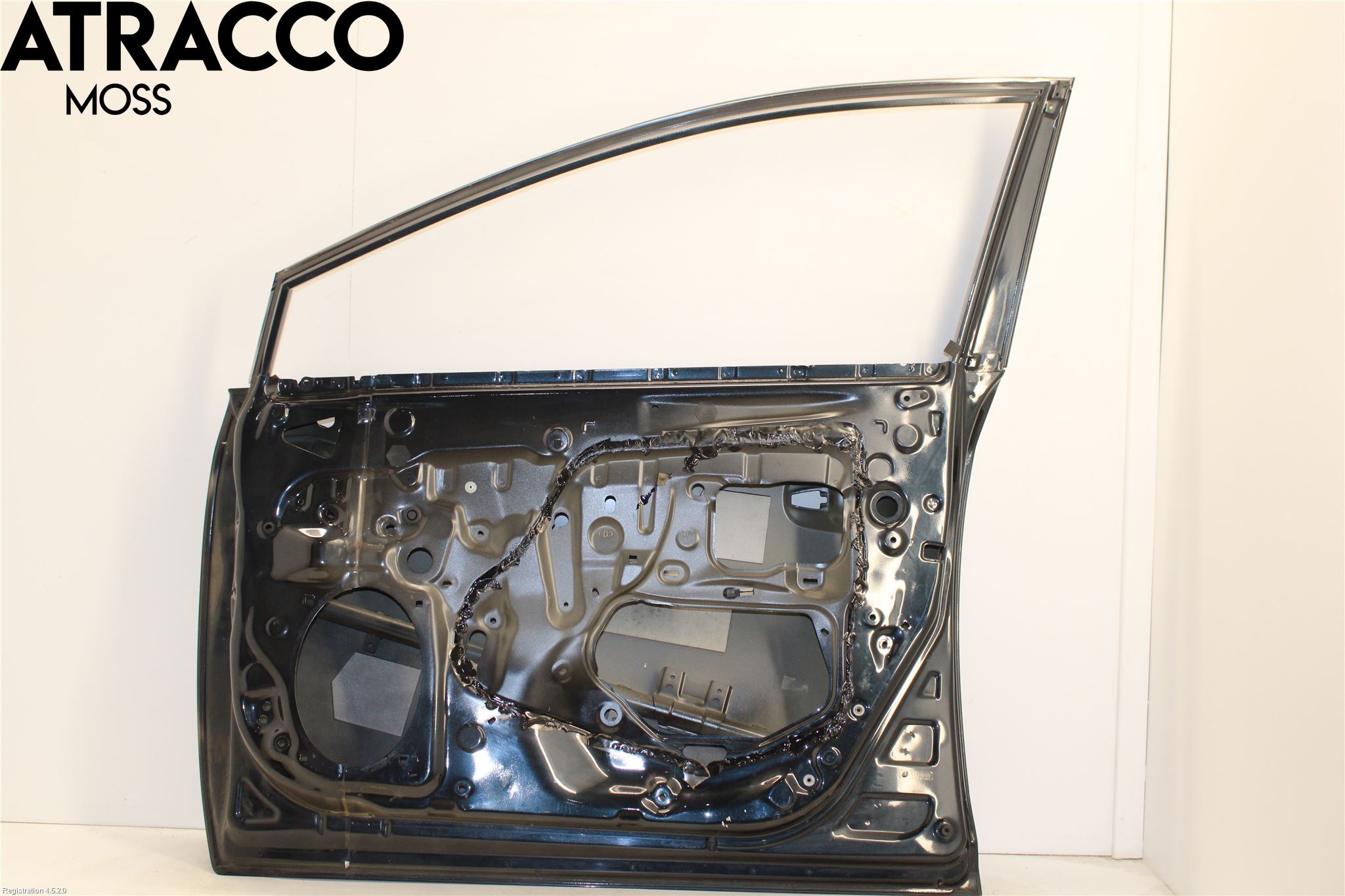 Toyota AVENSIS 09-15 Dør 4D Foran Høyre