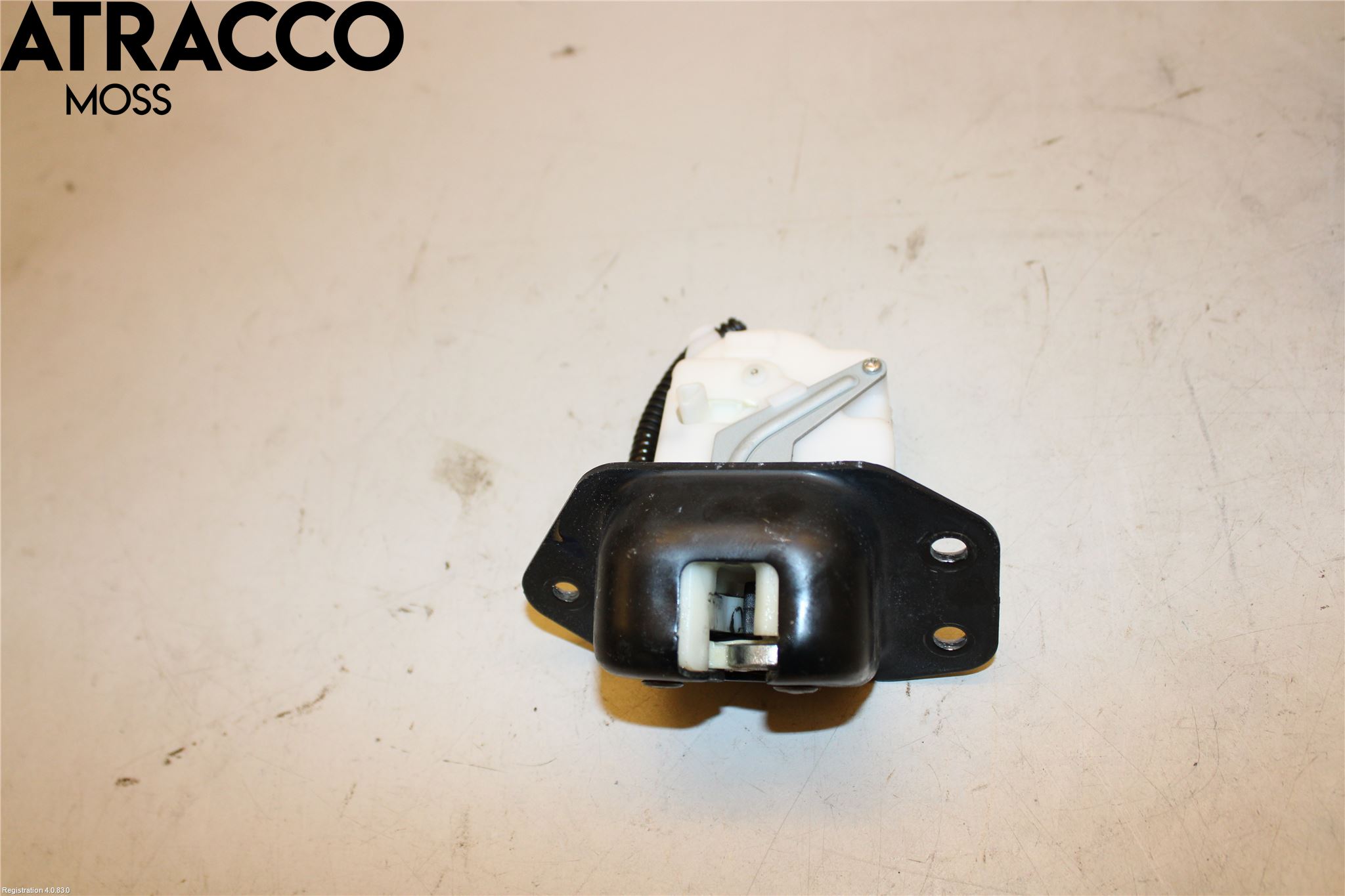 Nissan LEAF 11-17 Bakluke-Lokk Låsekasse