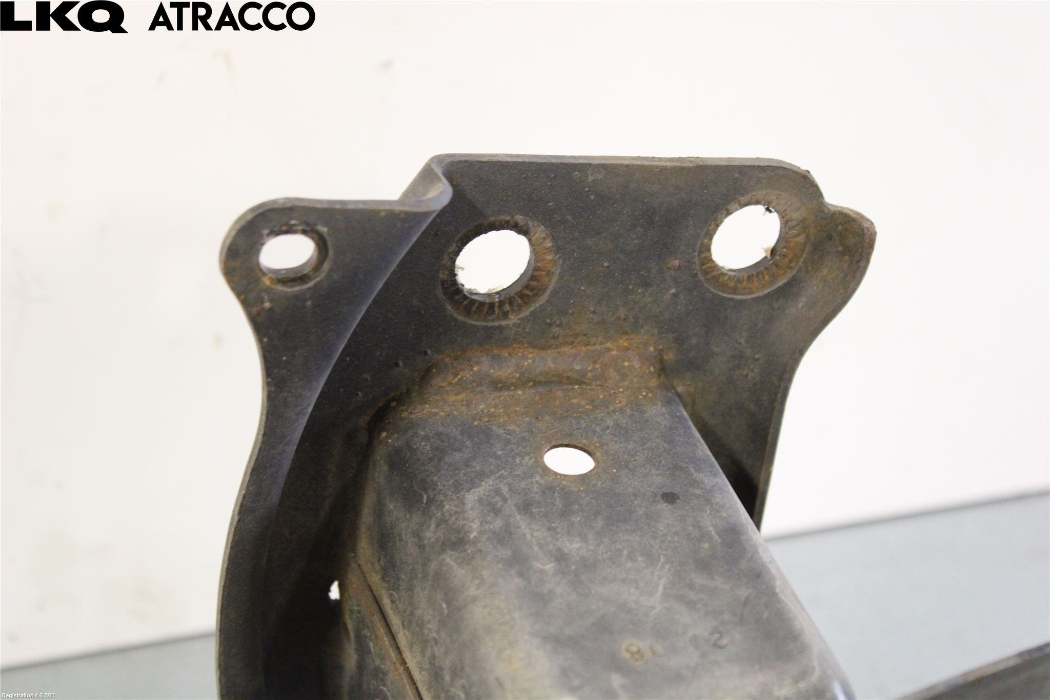 Volkswagen VW GOLF V 04-09 Støtfanger Foran Bjelke