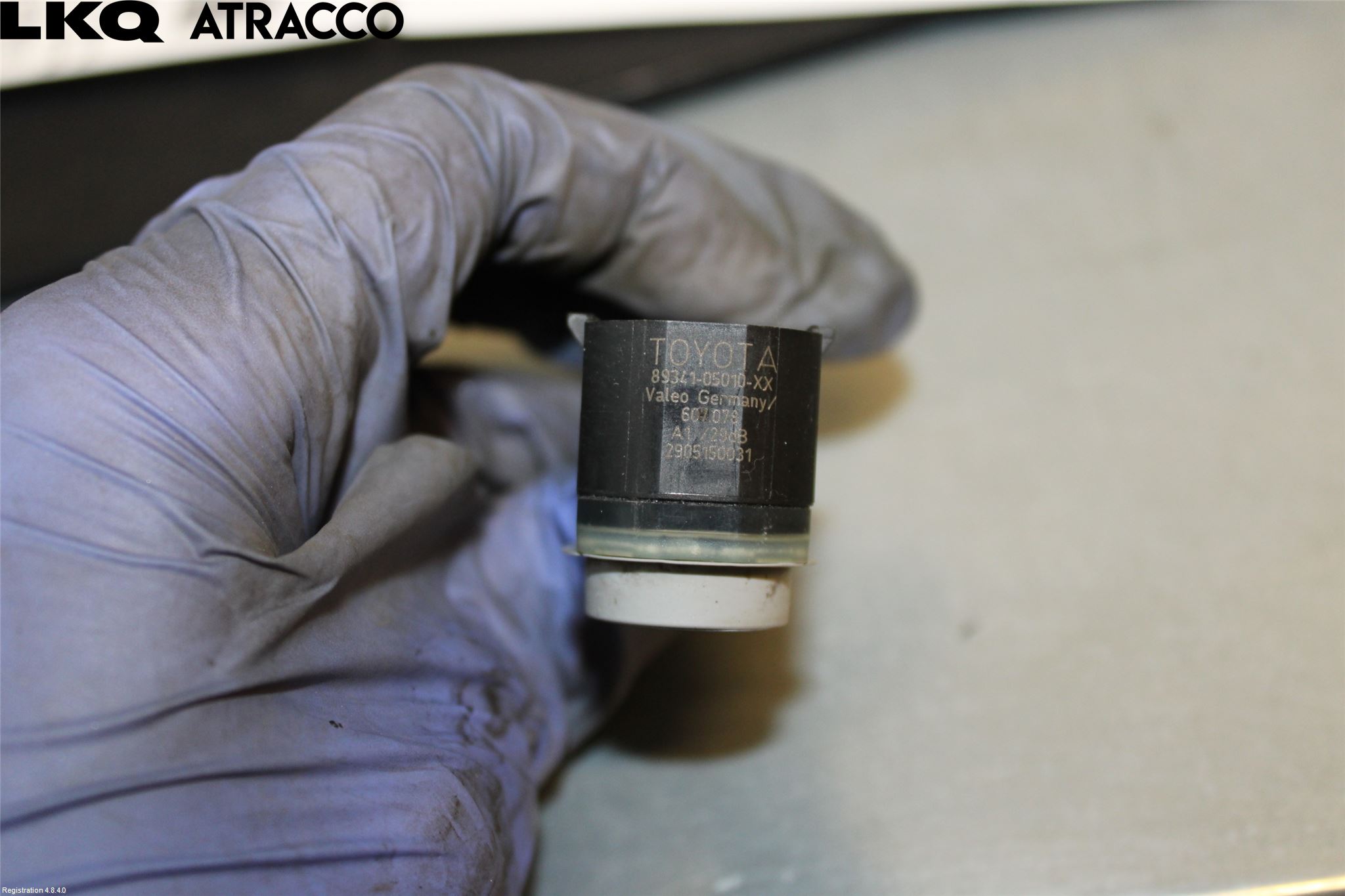 Toyota AURIS 13-19 Sensor Parkering Front