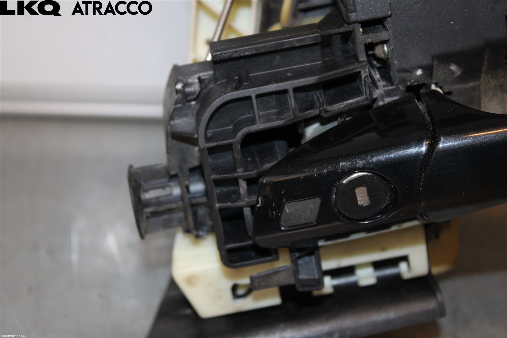 Mercedes-Benz MB E-KLASS (W212) 09-16 Dørlås - Låsekasse