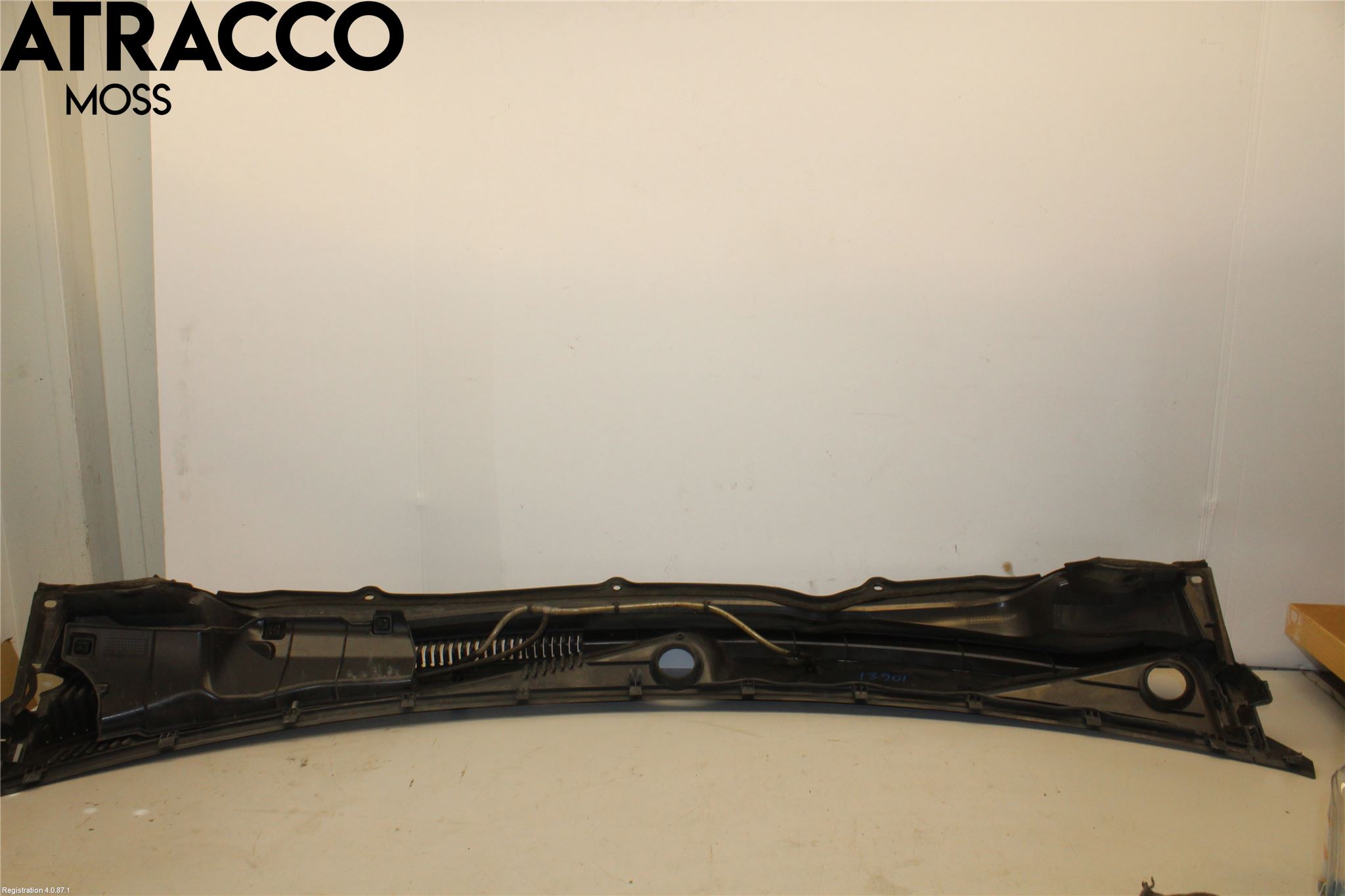 Suzuki SWIFT 11-16 Visker Deksel-Grill-Under Frr