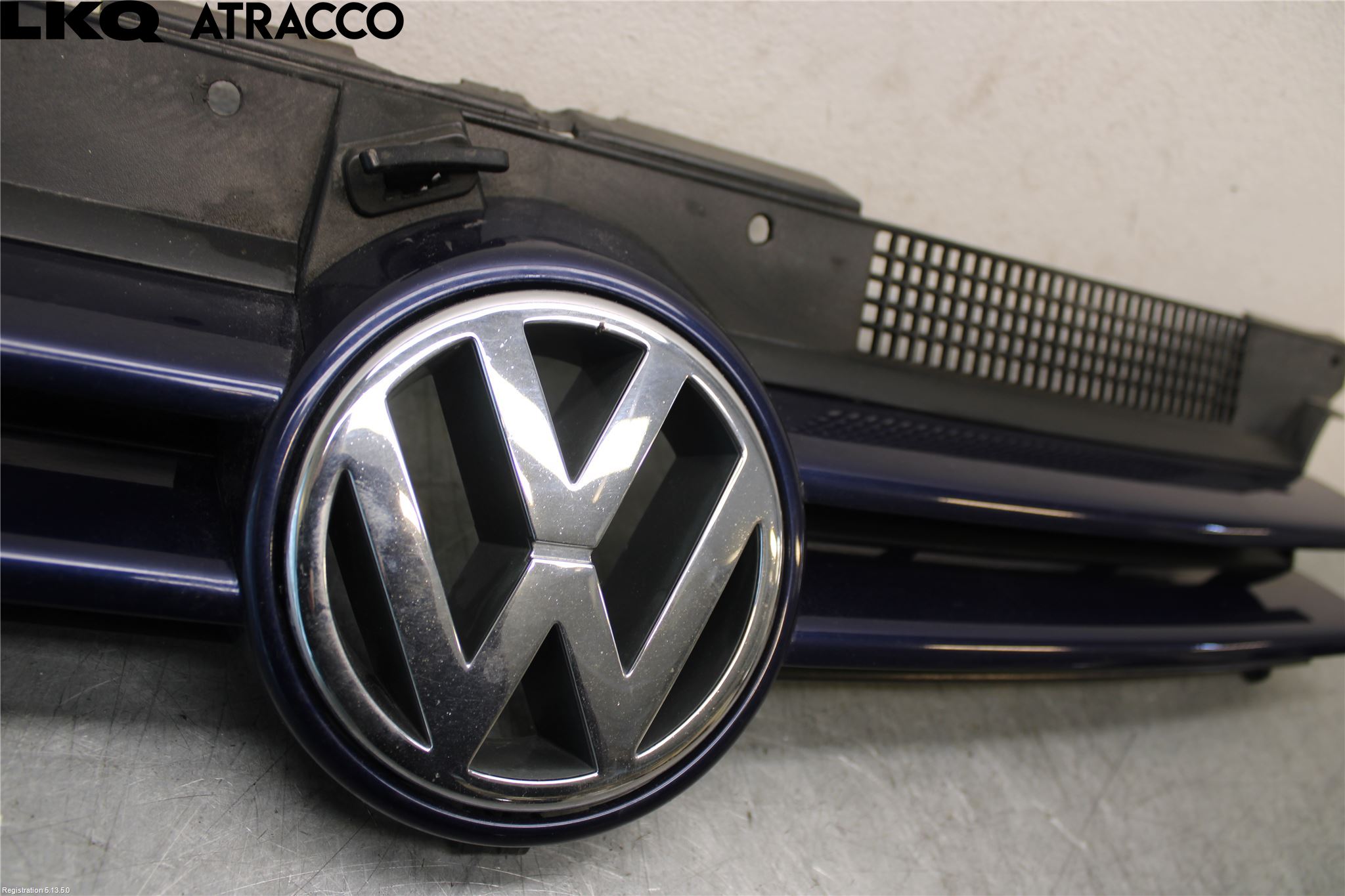 Volkswagen VW GOLF IV 98-06 Grill Komplett