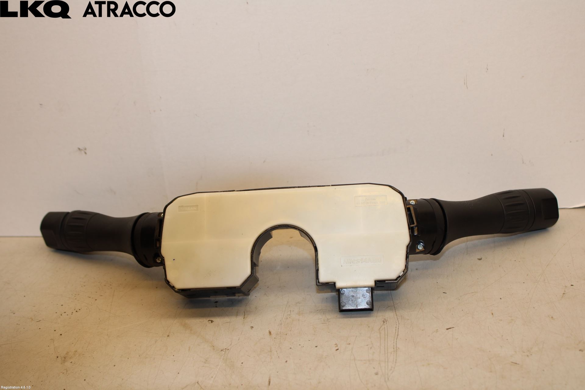 Nissan LEAF 18- Bryter Ratt Kombi H Og V