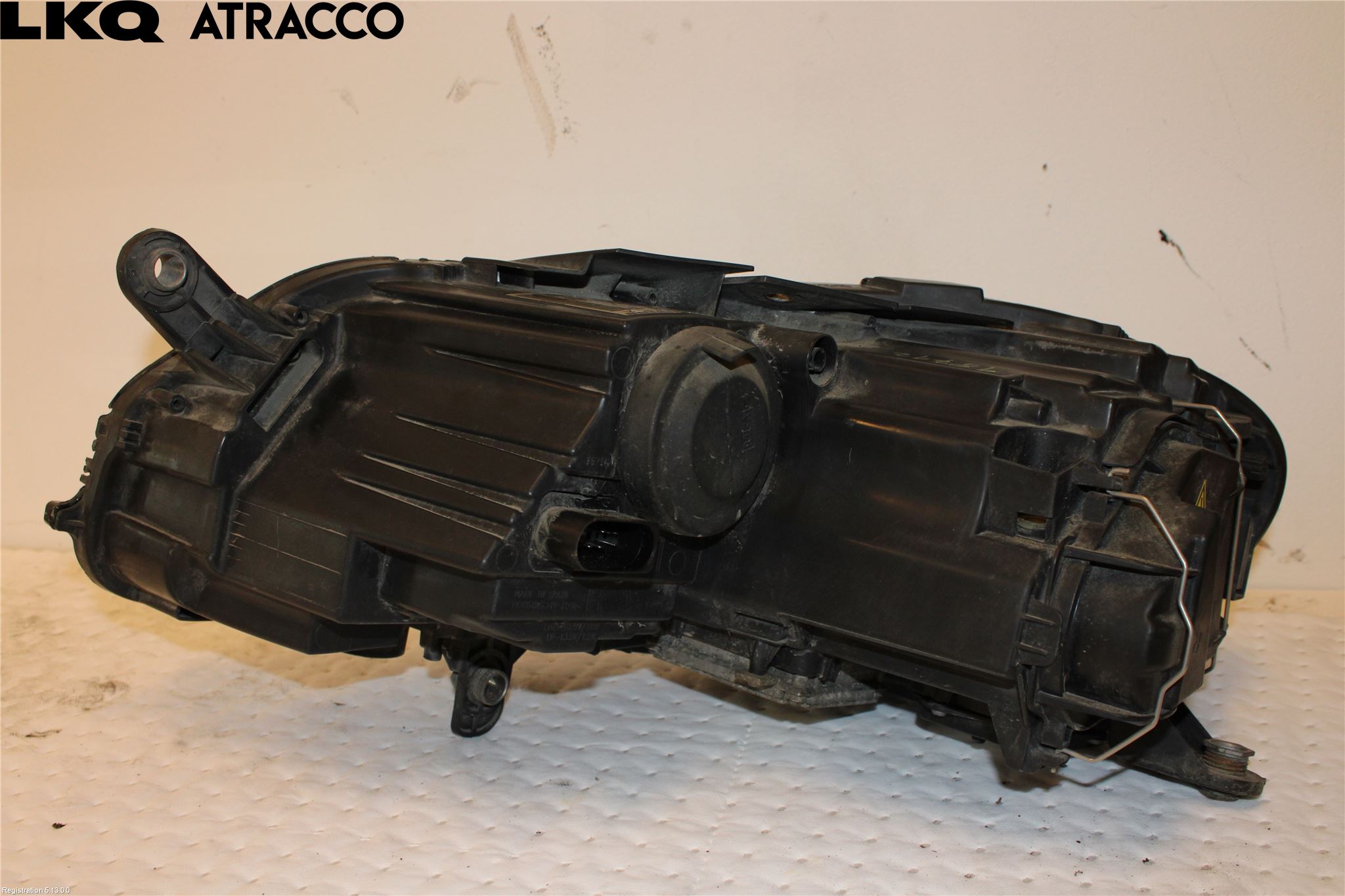 Volkswagen VW CRAFTER 06-16 Frontlykt Høyre