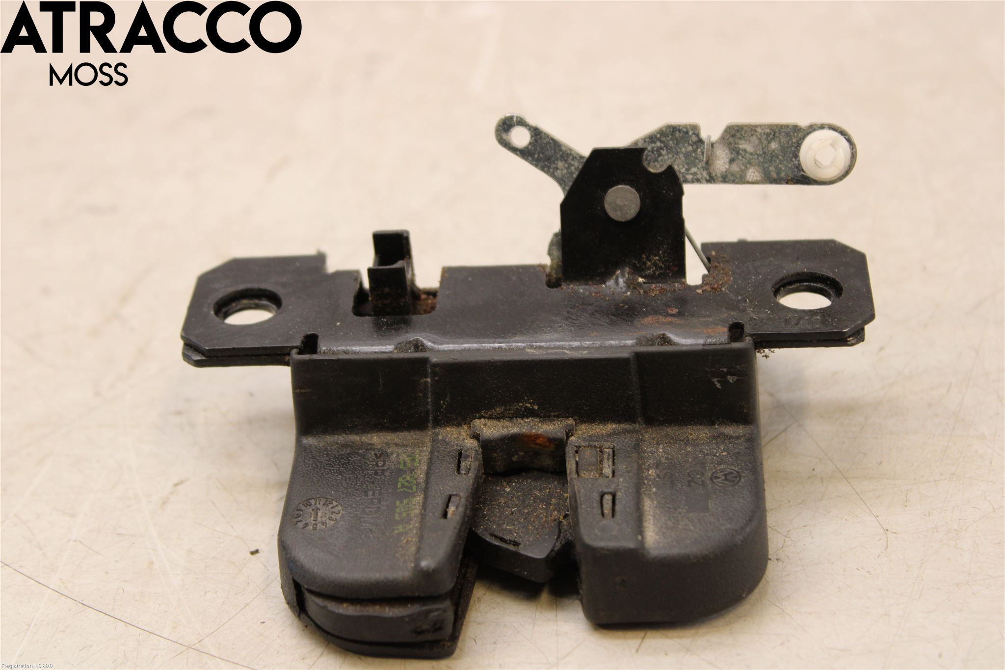 Volkswagen VW CADDY 11-15 Bakluke-Lokk Låsekasse