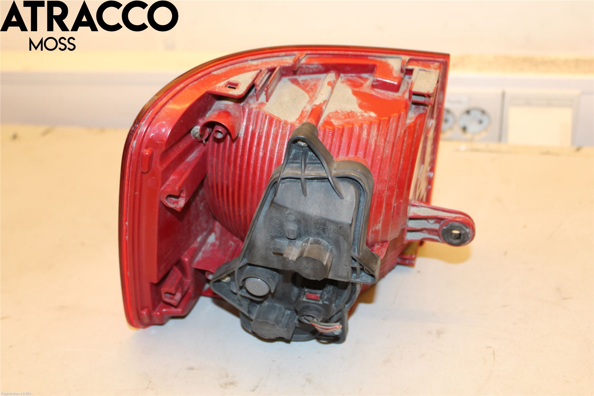 Volkswagen VW TOURAN 10-15 Baklykt Høyre