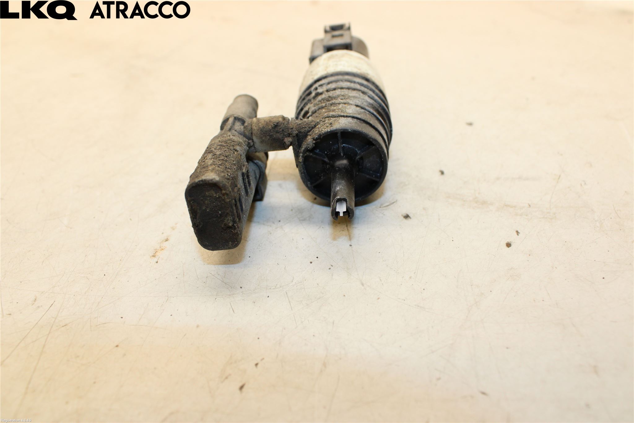 Mercedes-Benz MB C-KLASS (W205) 14-21 Spylerpumpe Frontrute