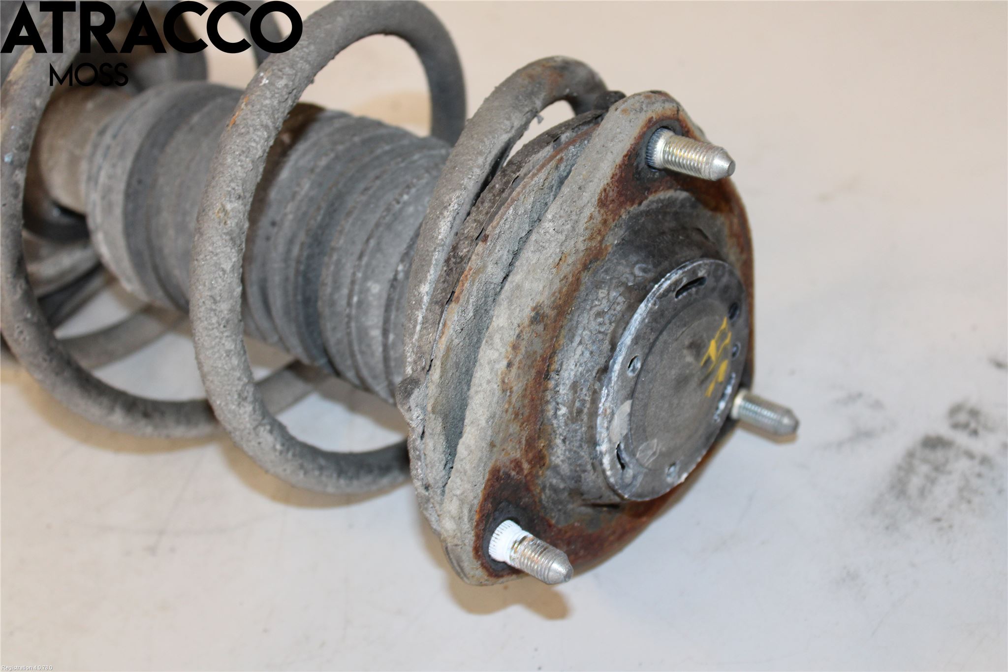 Toyota RAV4 13-18 Fjærbein Foran Høyre