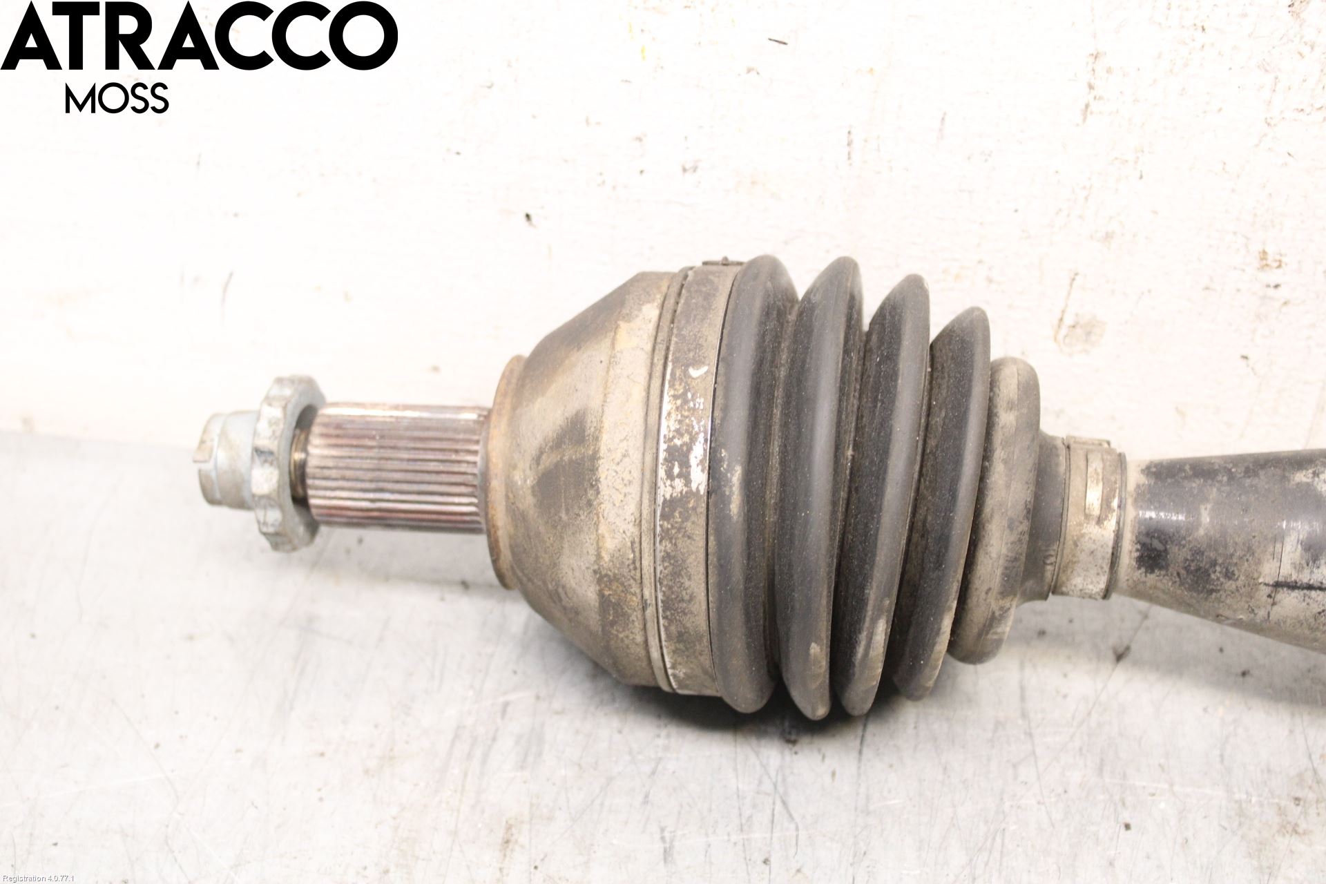 Skoda RAPID Drivaksel Foran Kompl Venstre