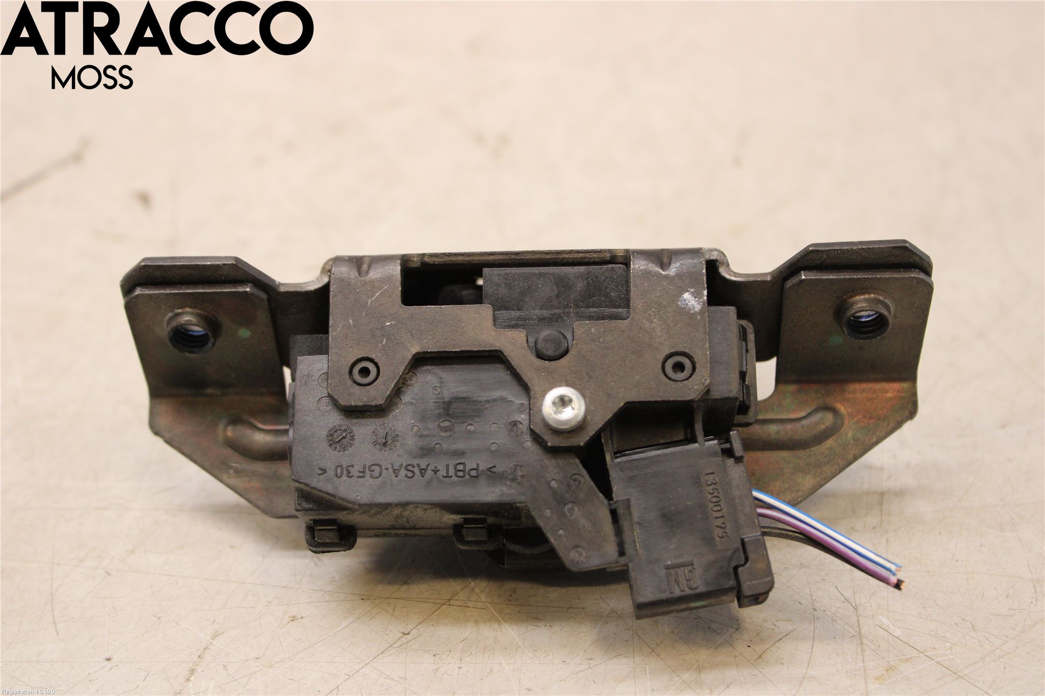 Opel ASTRA J 10-15 Bakluke-Lokk Låsekasse