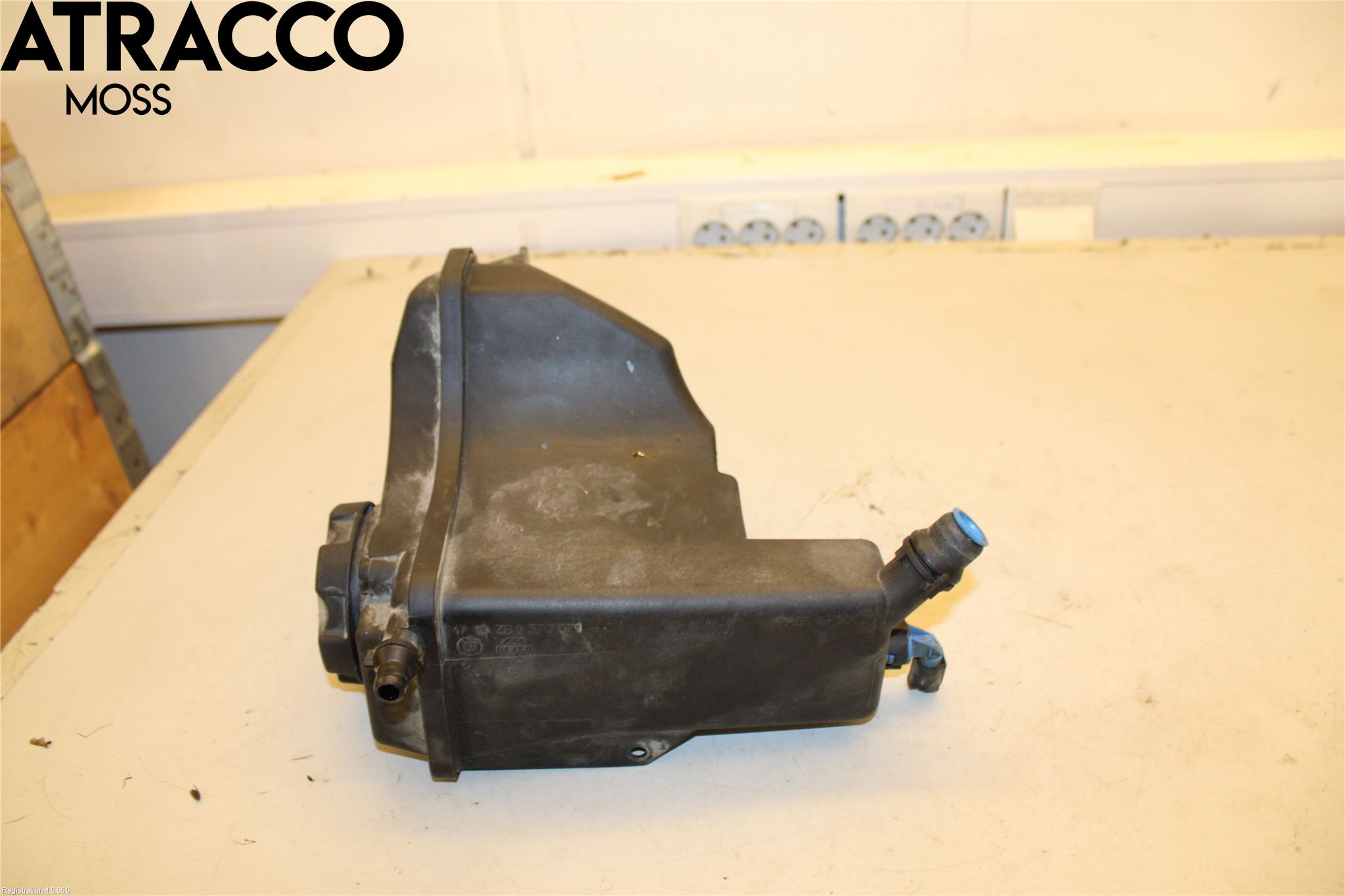 BMW X1 E84 10-15 Radiator Feste - Ramme - Bjelk