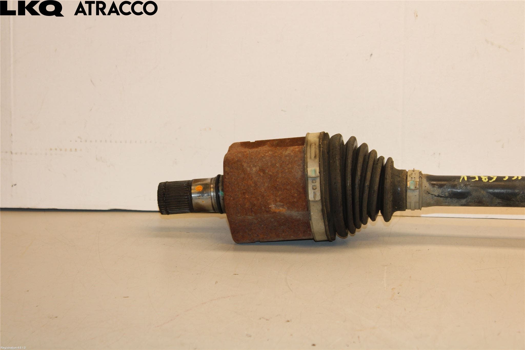 Volkswagen VW TRANSP/CARAVELLE (T6) 16-22 Drivaksel Foran Kompl Venstre