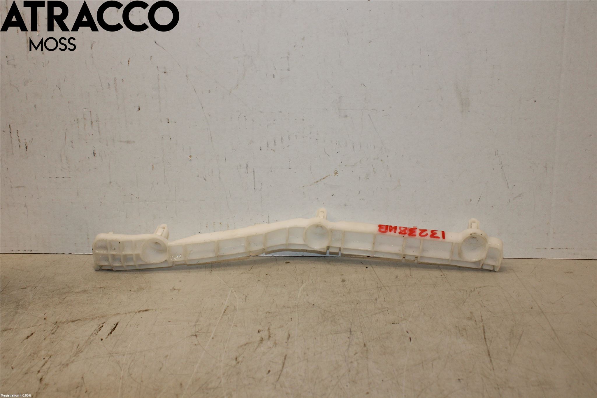 Mitsubishi OUTLANDER 07-12 Støtfanger Bak Hjørne Høyre