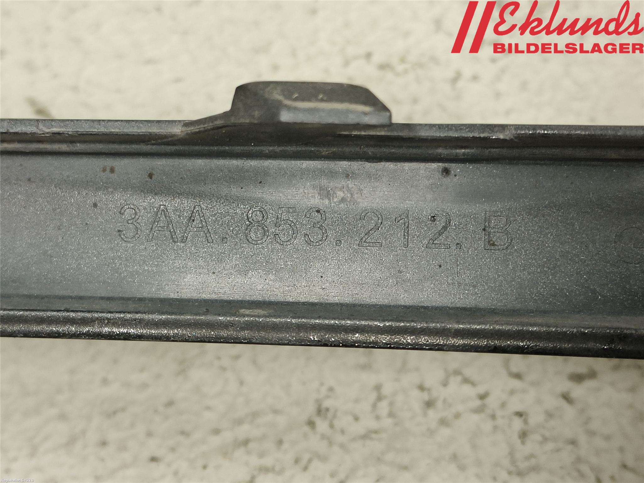 Volkswagen VW PASSAT 11-14 Frontlykt Kurve-Tåkelys Ramme