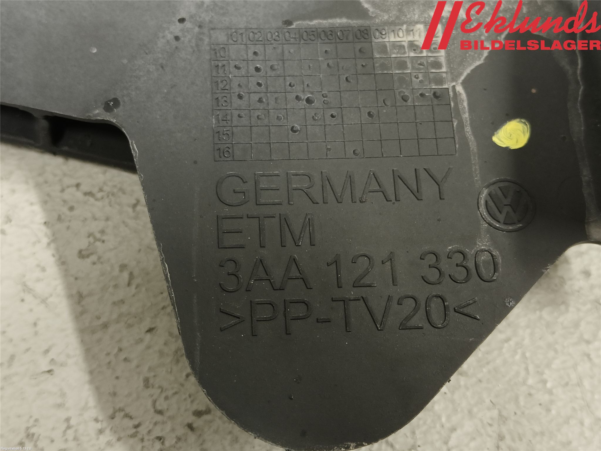 Volkswagen VW PASSAT 11-14 Luftstyring Front