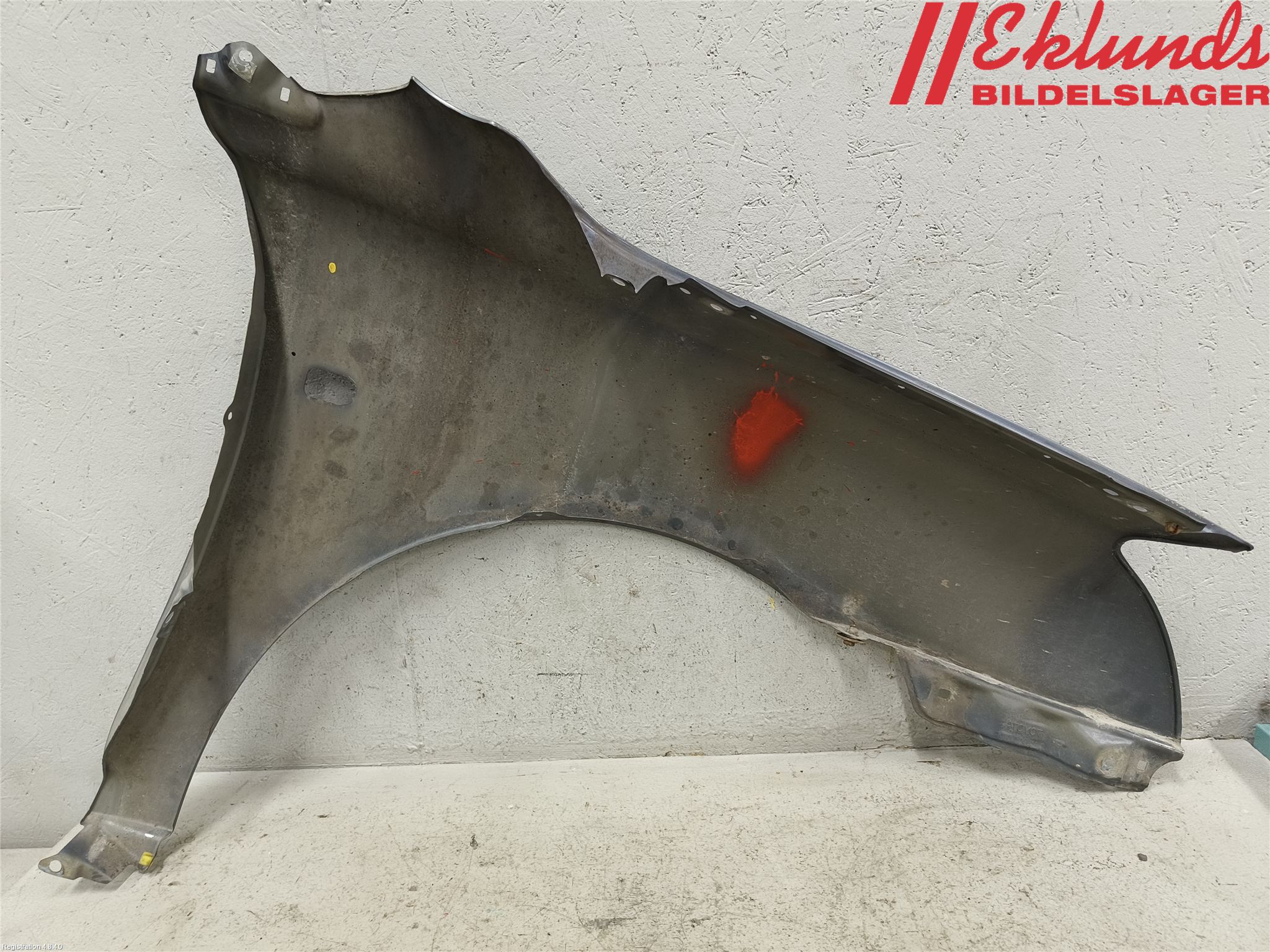 Toyota AVENSIS 03-06 Skjerm Foran Venstre