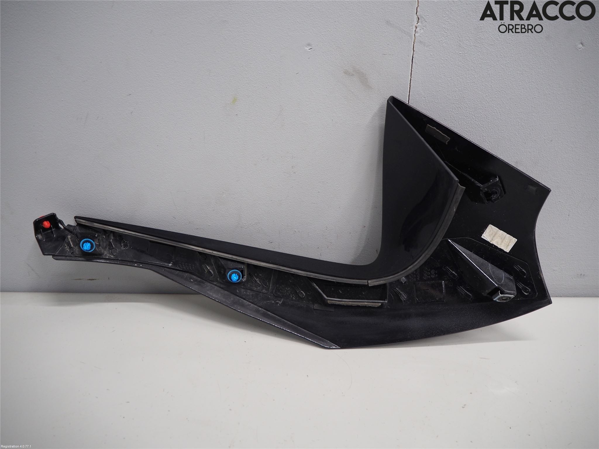 Nissan LEAF 18- Spoiler Bakluke