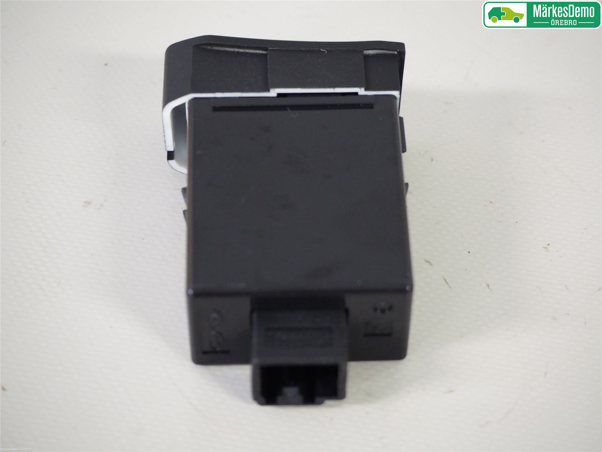 Kia RIO 12-16 Frontlykt Lysspredderreg