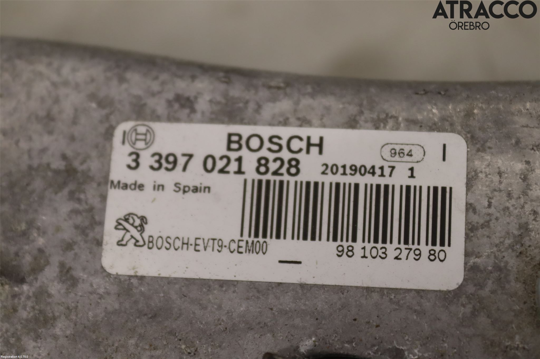 Peugeot 308 14-21 Viskermotor Frontrute