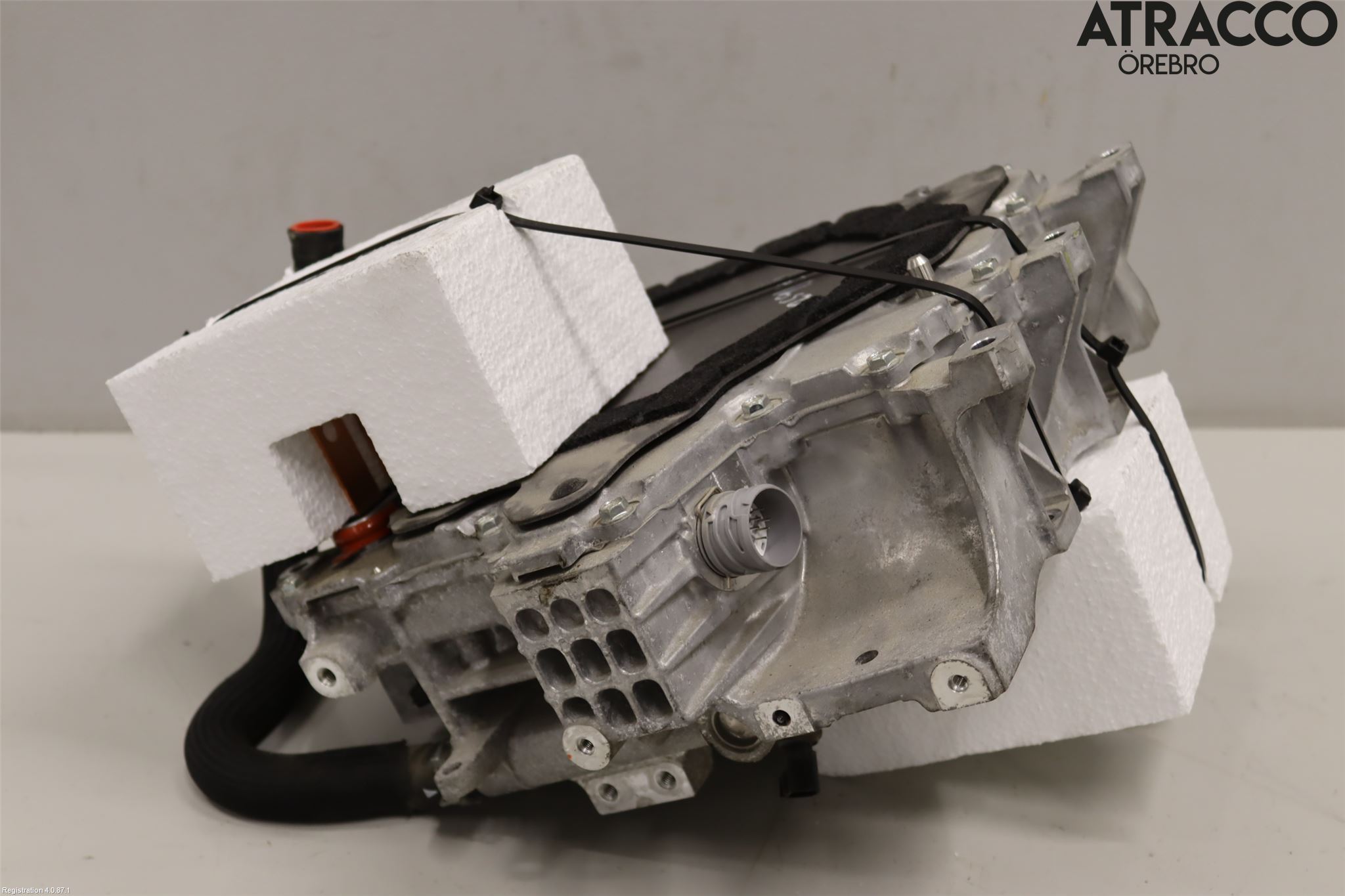 Nissan LEAF 18- Inverter 12-)220V