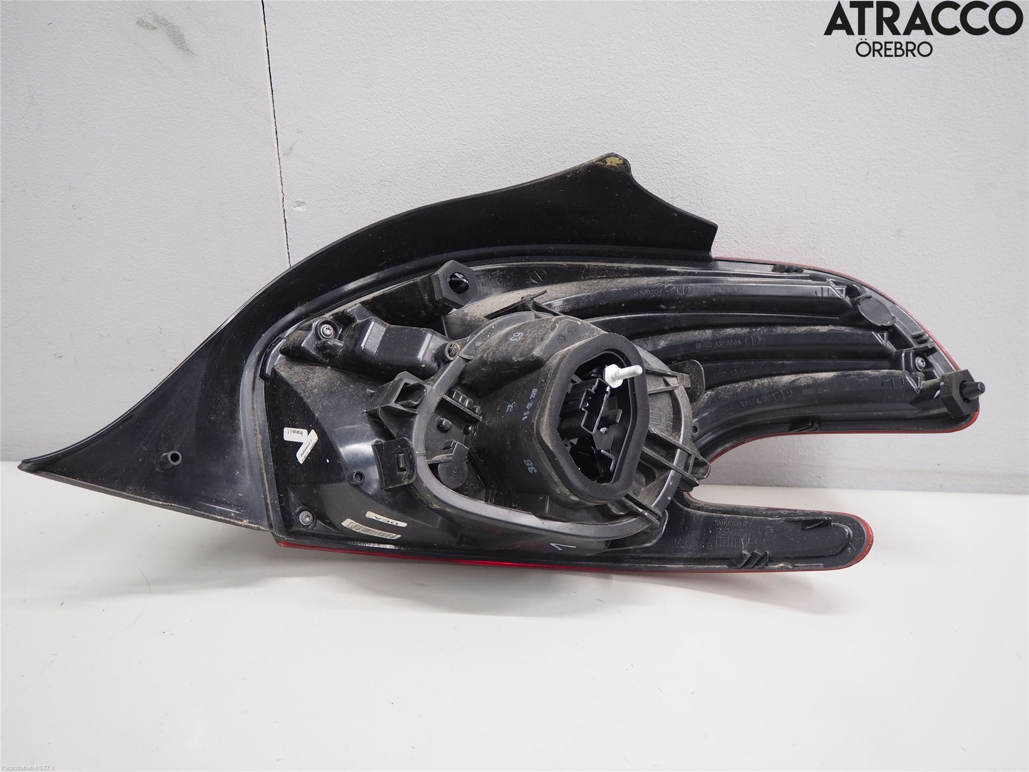 Peugeot PEUGOT 208 16-19 Baklykt Venstre