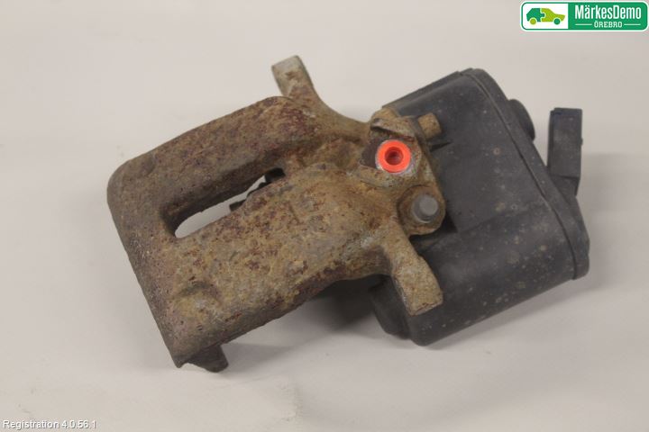 Audi Q3 8U 12-18 Bremsecaliper Bak Venstre