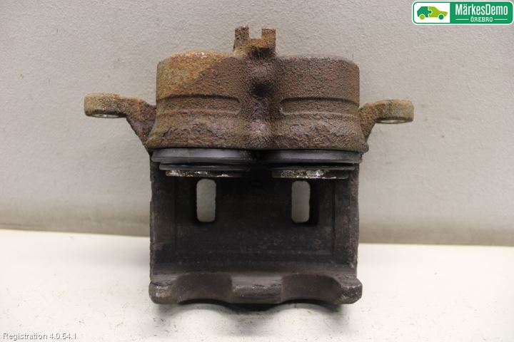 Nissan MURANO    02-08 Bremsecaliper Foran Venstre