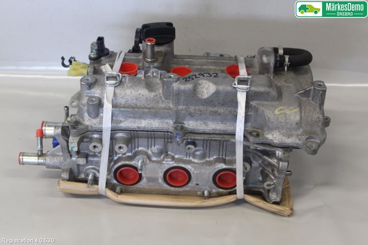 Nissan MICRA 11-16 Topplokk Bensin