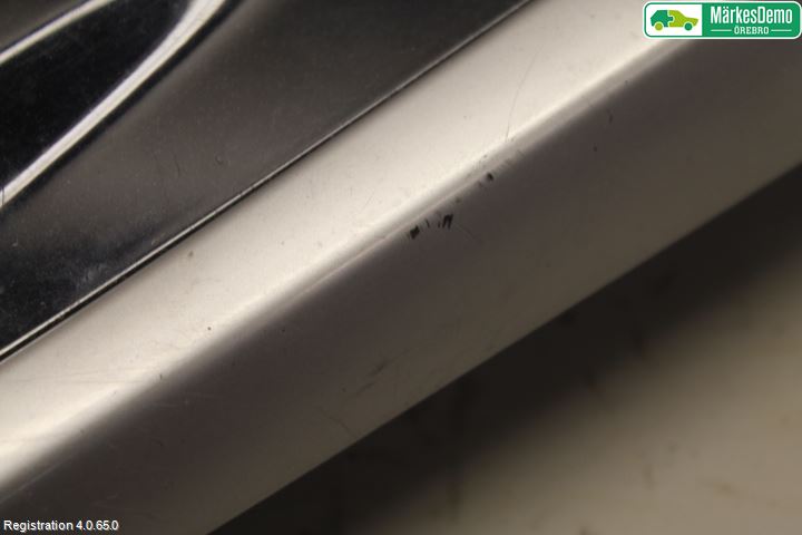 Nissan NAVARA, TREK-1 17-21 Instrumentkonsoll Gulv
