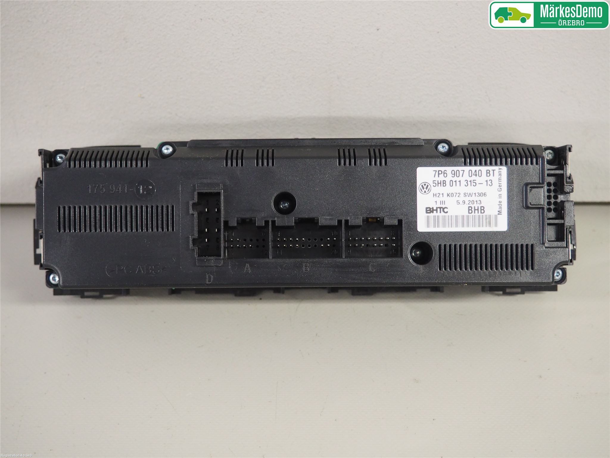 Volkswagen VW TOUAREG 7P 11-18 Varme Ac Betjening-Display