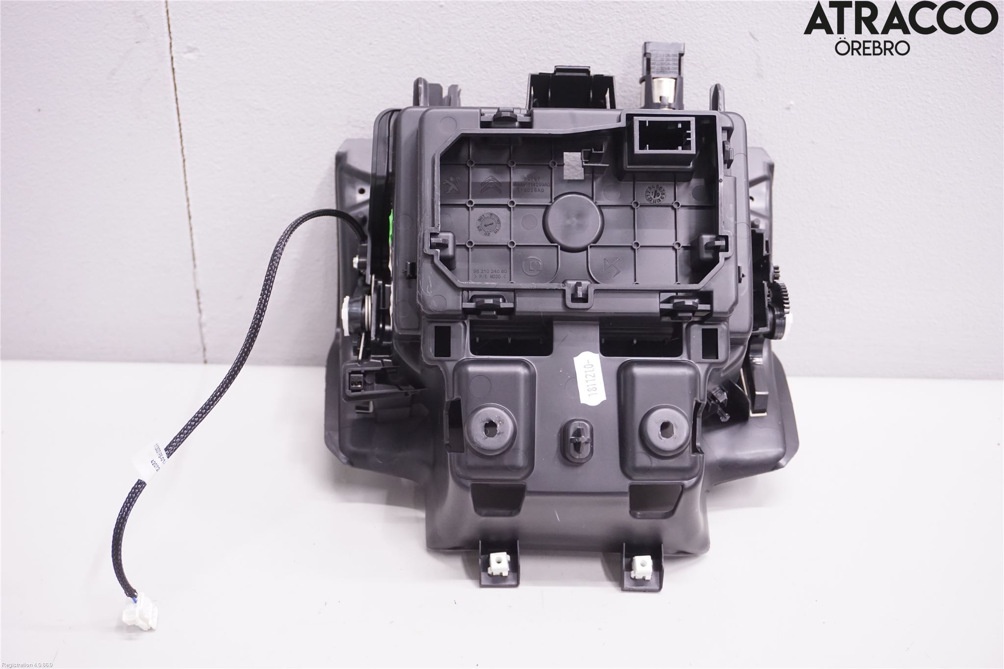 Citroen DS 7 CROSSBACK 19-23 Instrumentkonsoll Gulv