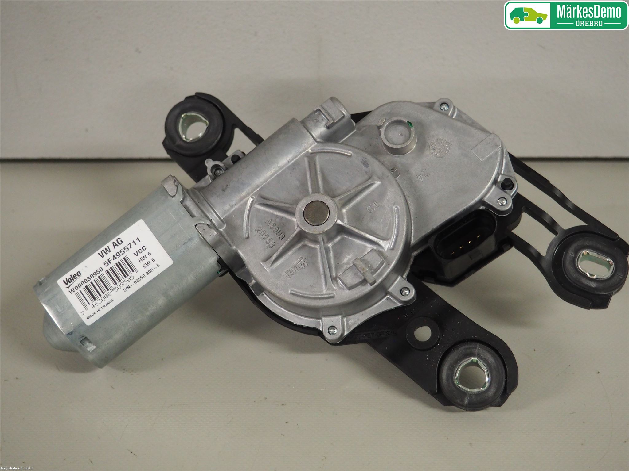 Skoda SUPERB 16-24 Viskermotor Bakluke